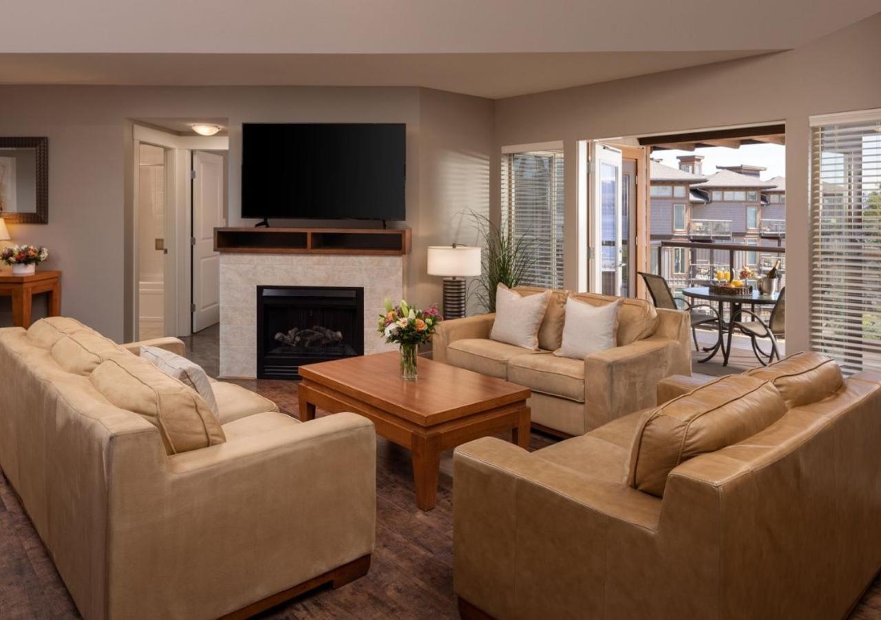 The Cove Lakeside Resort West Kelowna Bagian luar foto